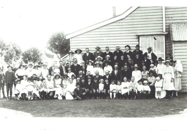 11hopefield-school-picnic-1922 Rgb-72lpi
