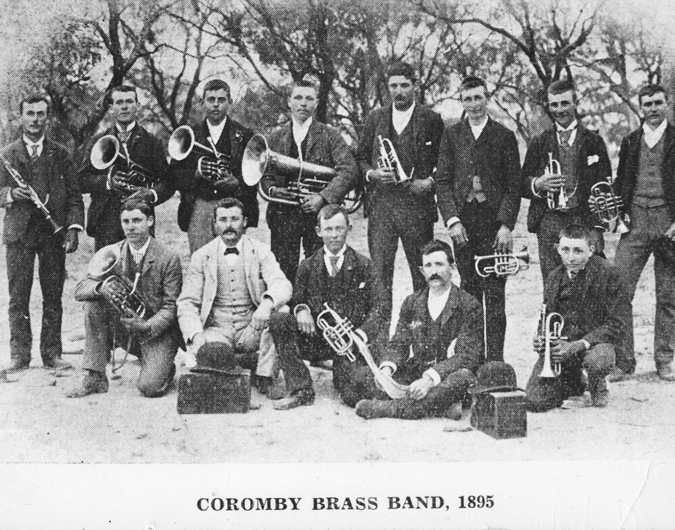 Coromby-brass-band